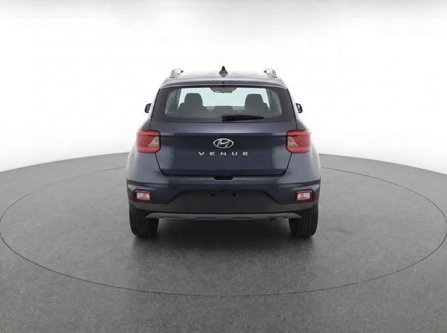 2024 Hyundai Venue SEL - Photo 7