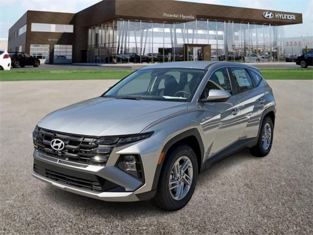 New 2026 Hyundai Tucson SE FWD SUV