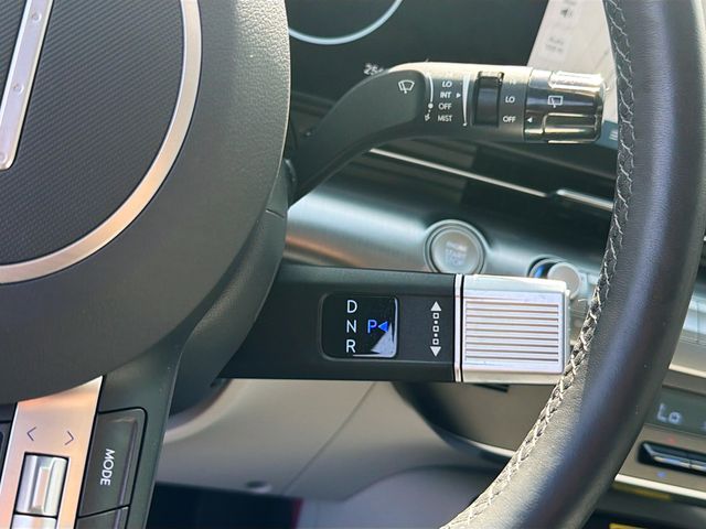 2026 Hyundai Kona Limited - Photo 17