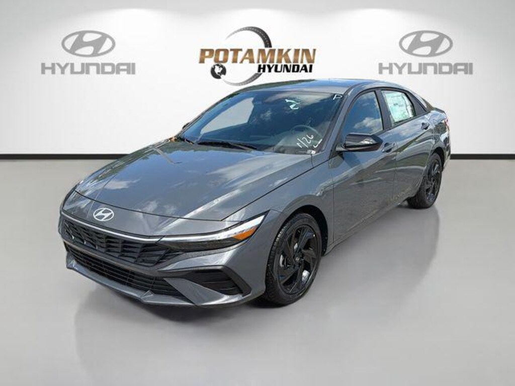 New 2026 Hyundai Elantra SEL Sport Sedan