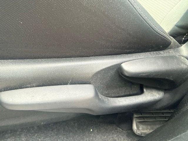 2018 Toyota RAV4 XLE - Photo 13