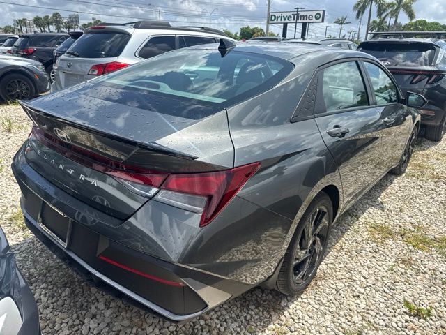 2026 Hyundai Elantra SEL Sport - Photo 6