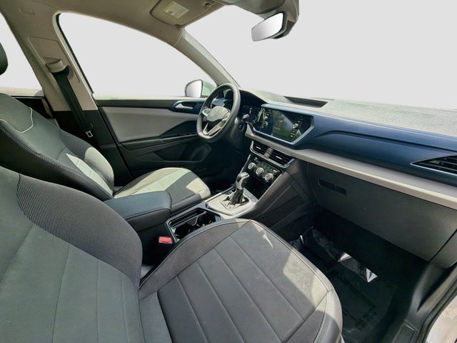 2023 Volkswagen Taos SE - Photo 25