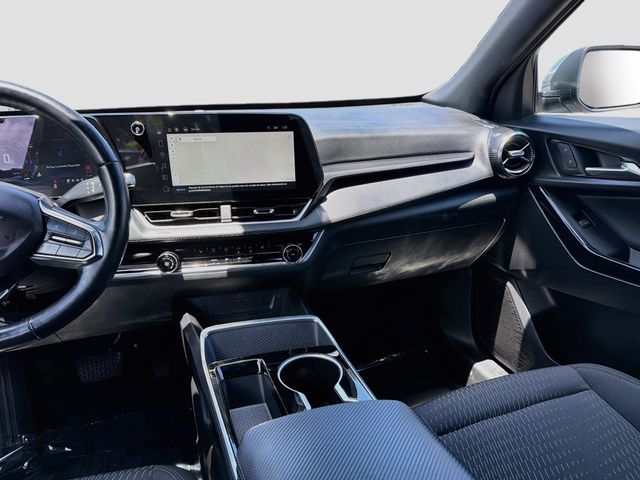 2025 Chevrolet Equinox LT - Photo 23