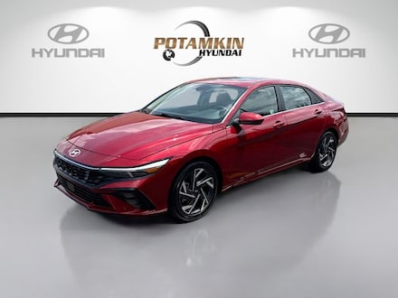 2025 Hyundai Elantra SEL Convenience Sedan