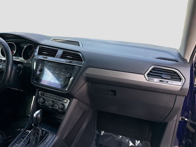 2021 Volkswagen Tiguan SE - Photo 27