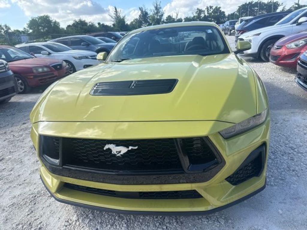 Used 2025 Ford Mustang Coupe
