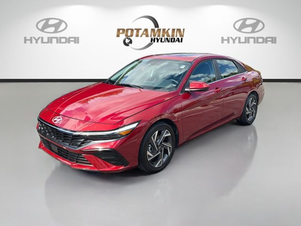 Certified 2025 Hyundai Elantra SEL Convenience Sedan