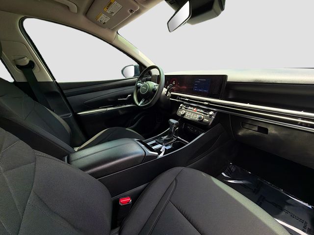 2025 Hyundai Tucson SE - Photo 26