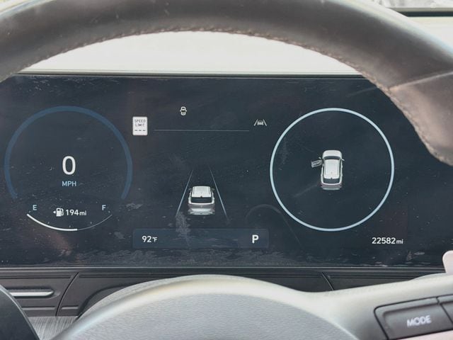 2024 Hyundai Kona SEL - Photo 12