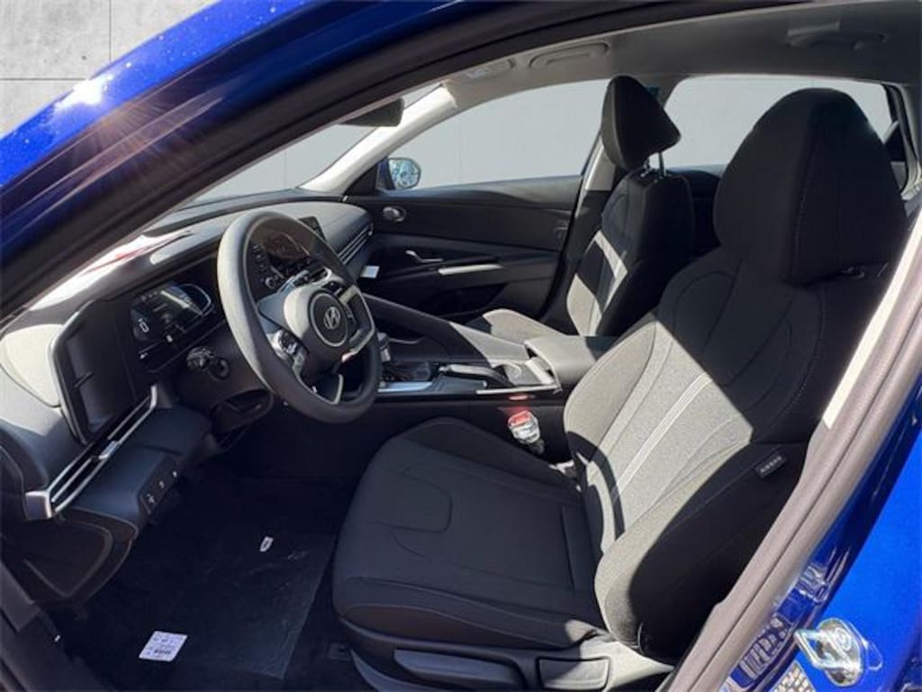 New 2026 Hyundai Elantra SE Sedan