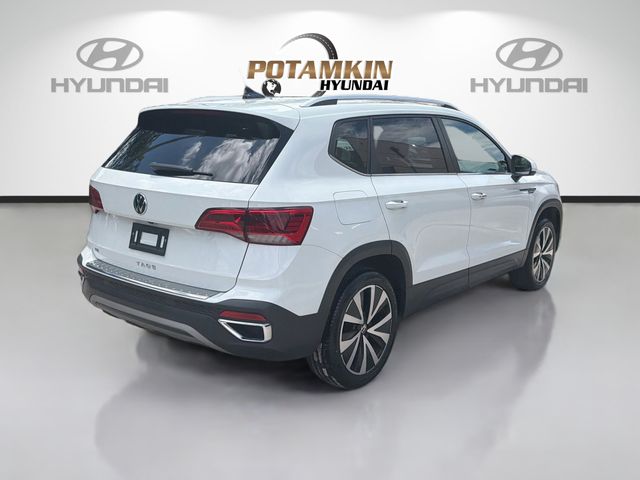 2023 Volkswagen Taos SE - Photo 5