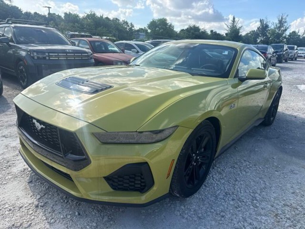Used 2025 Ford Mustang Coupe