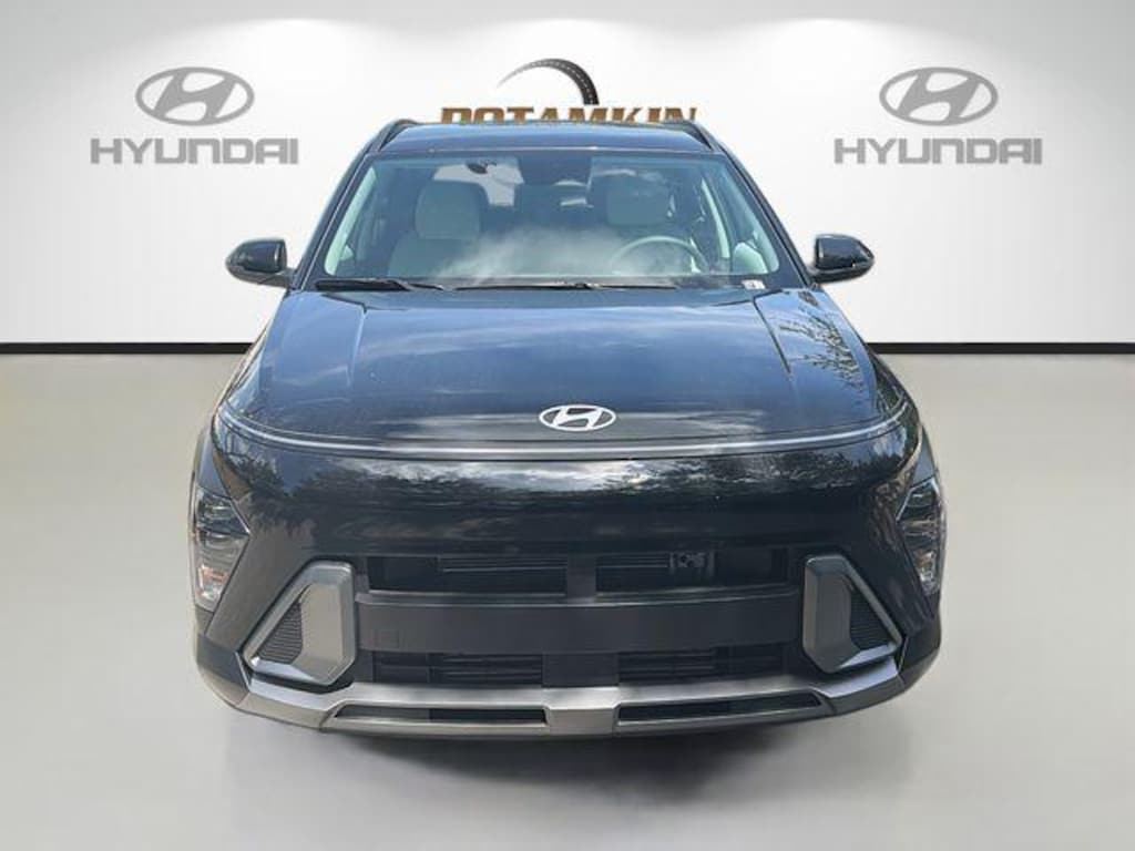 New 2026 Hyundai Kona SEL Premium FWD SUV