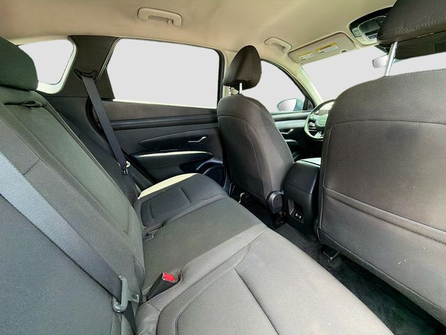 2025 Hyundai Tucson SE - Photo 25