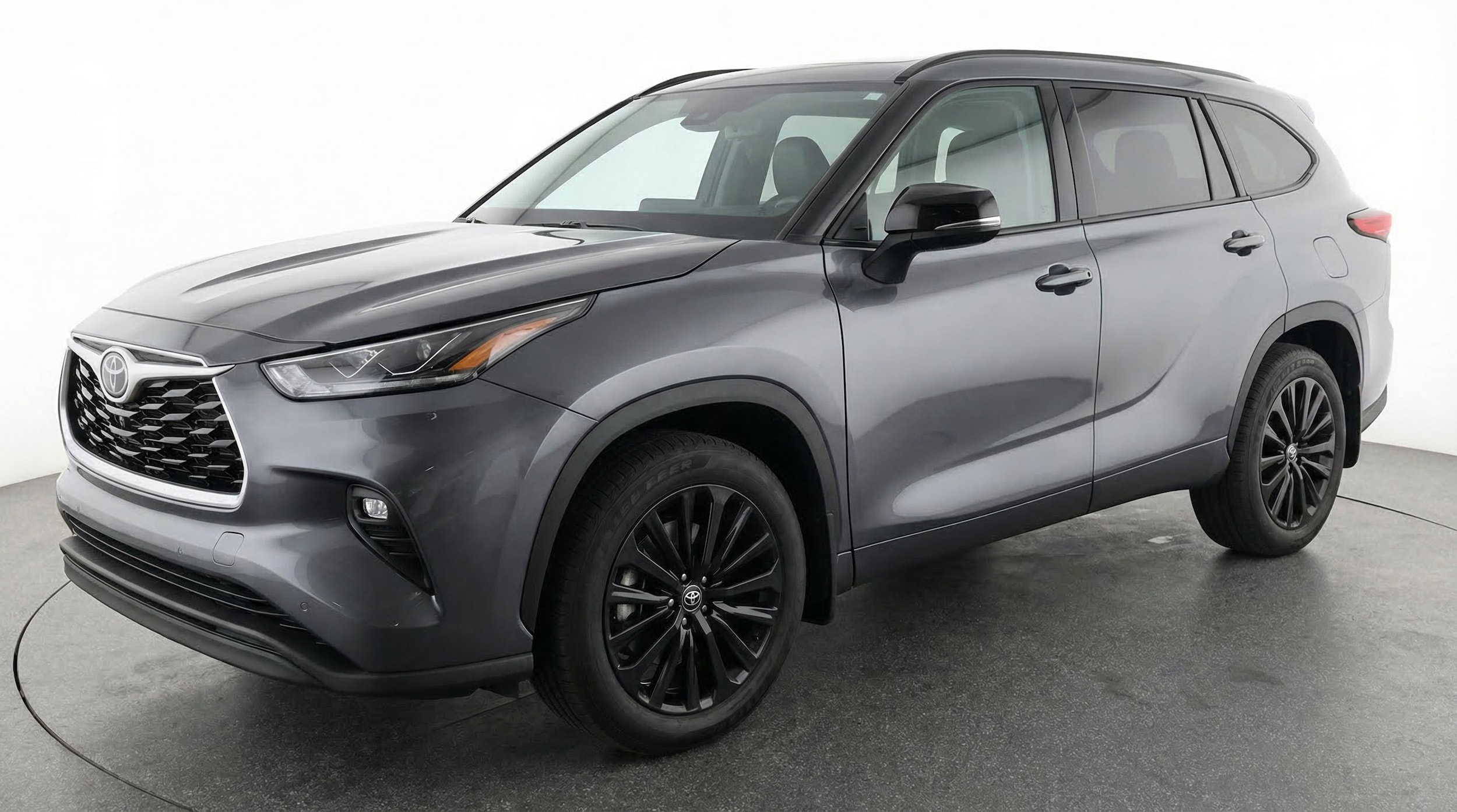 Thumbnail: 2025 Toyota Highlander - 3