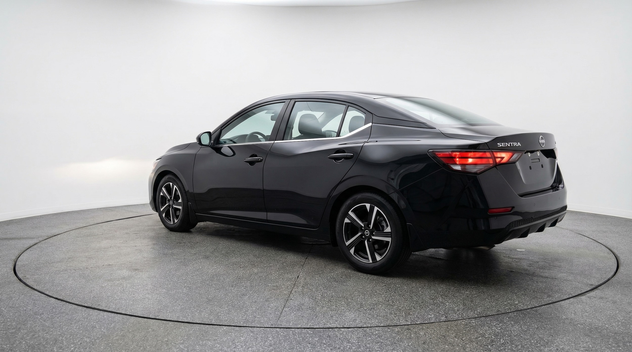 Thumbnail: 2025 Nissan Sentra - 5