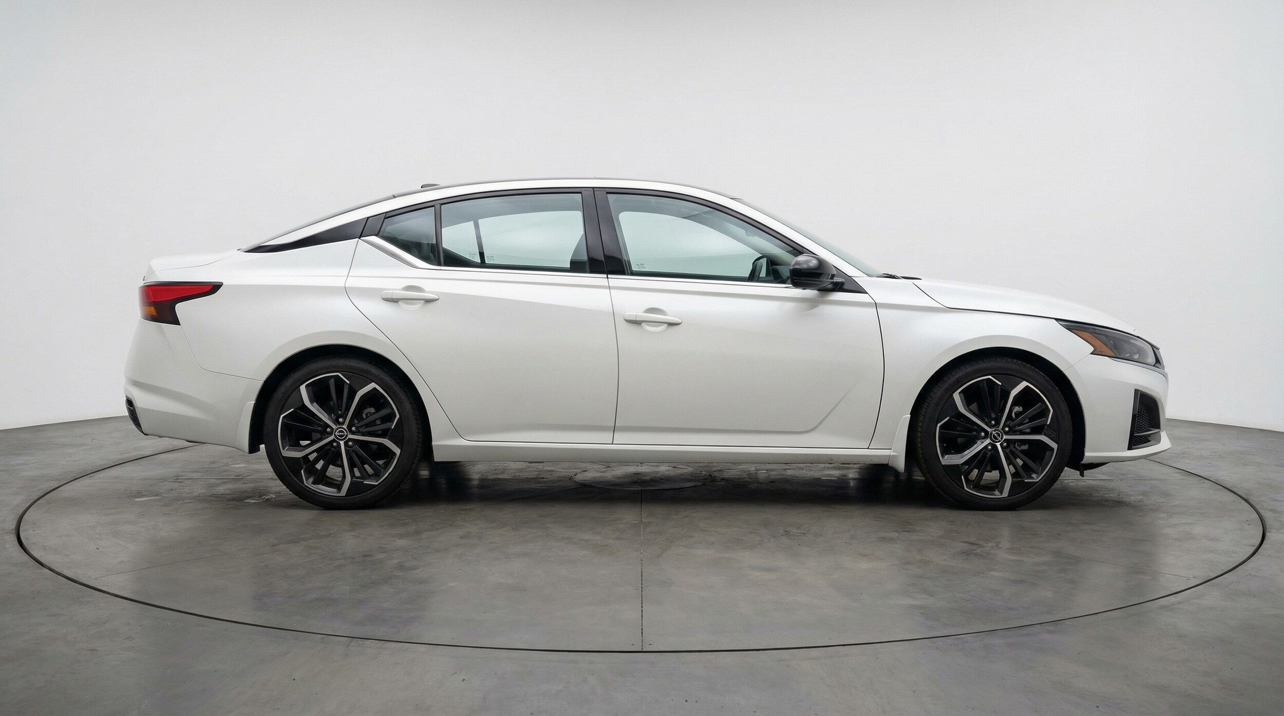 Thumbnail: 2025 Nissan Altima - 8