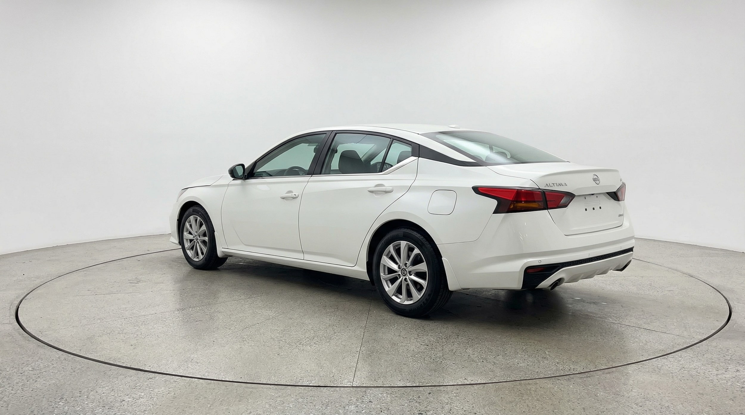 Thumbnail: 2025 Nissan Altima - 5