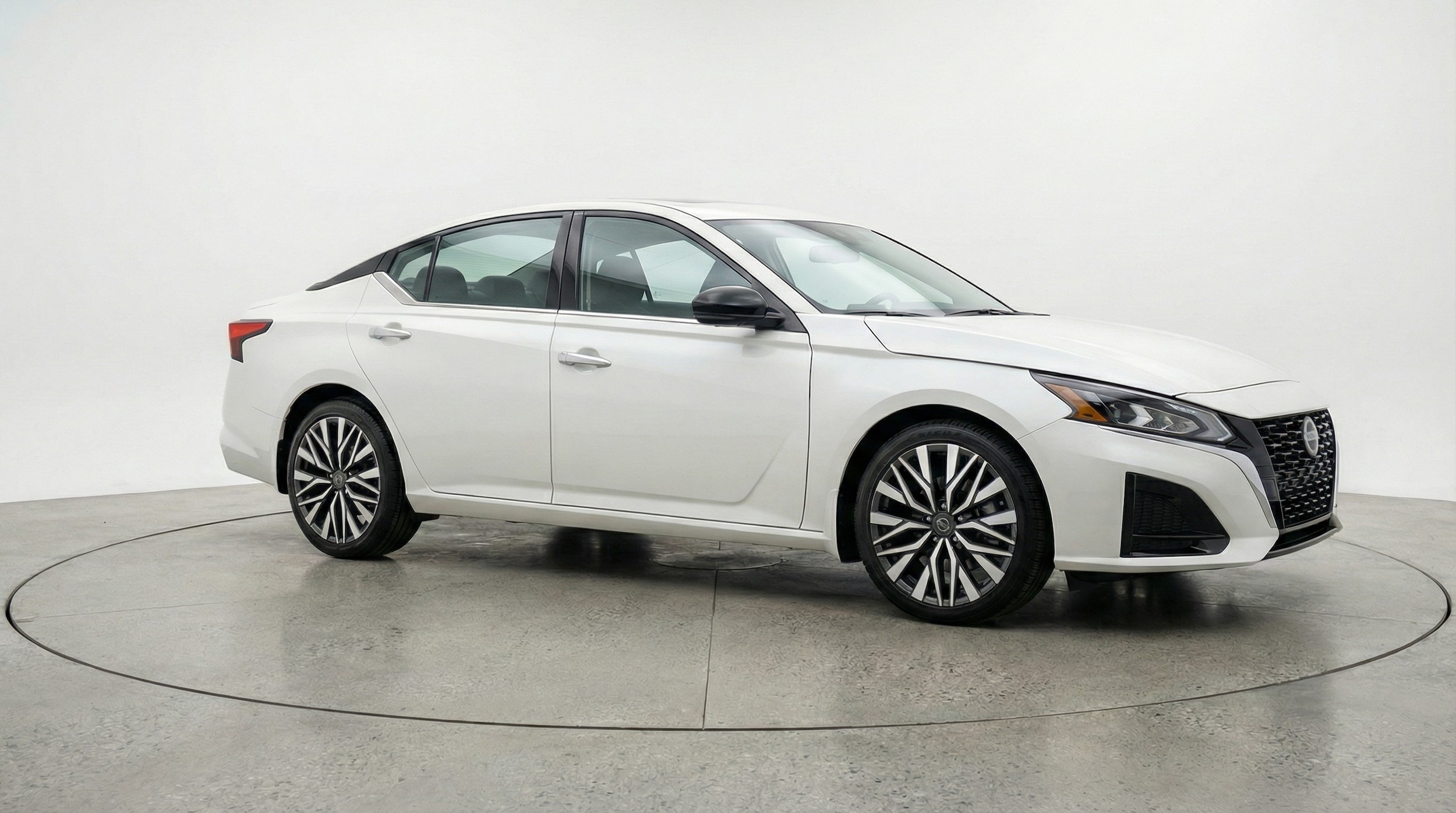 Thumbnail: 2025 Nissan Altima - 1