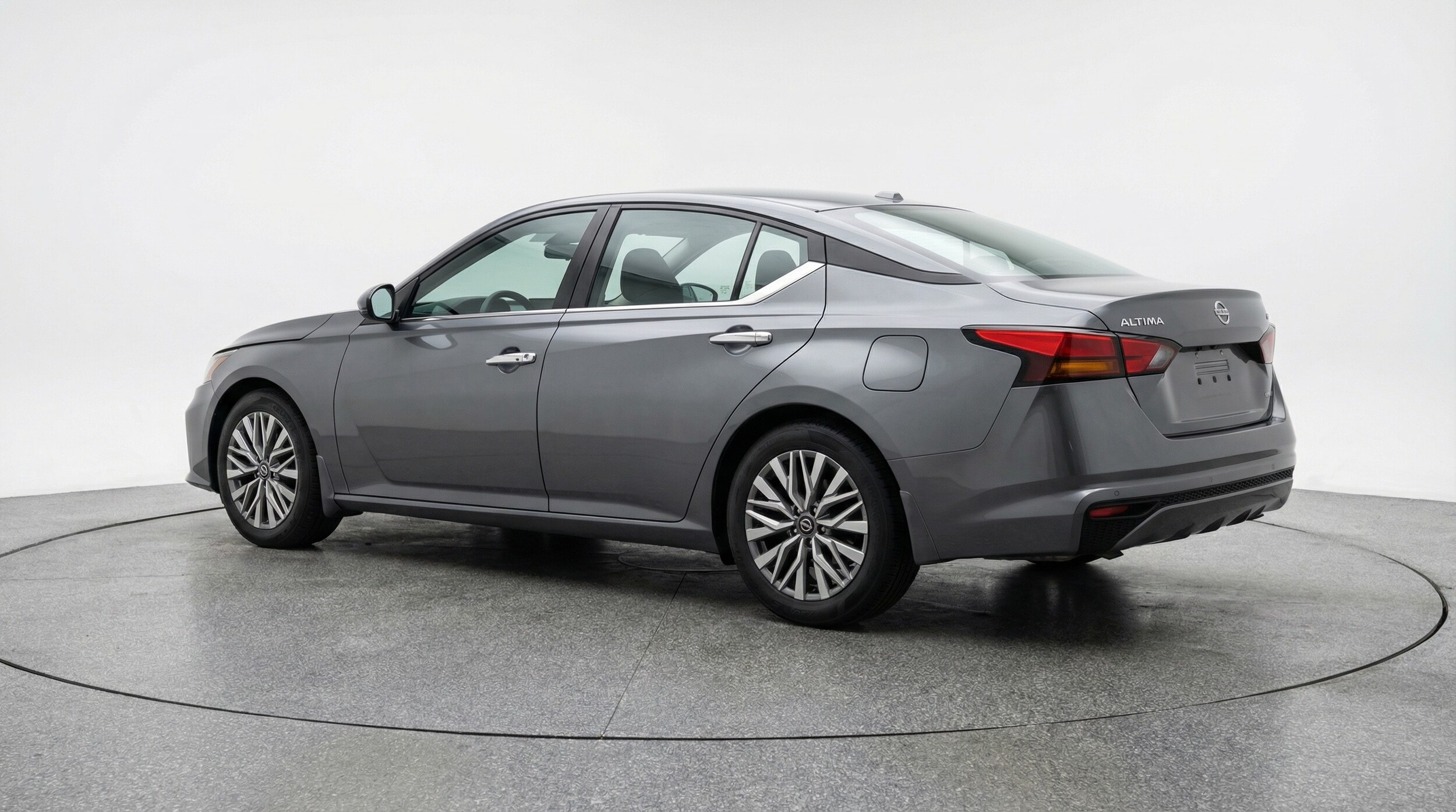 Thumbnail: 2025 Nissan Altima - 5