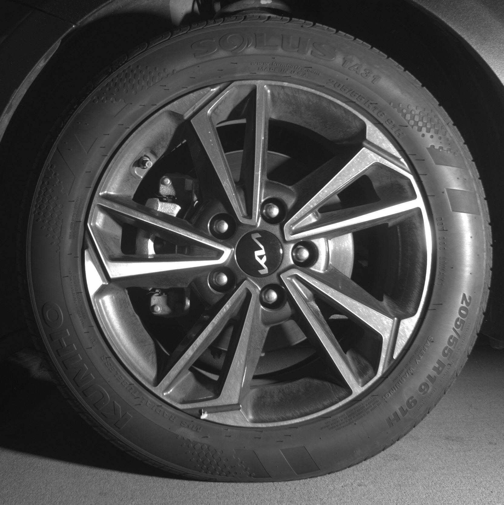 Thumbnail: 2024 Kia Forte - 9