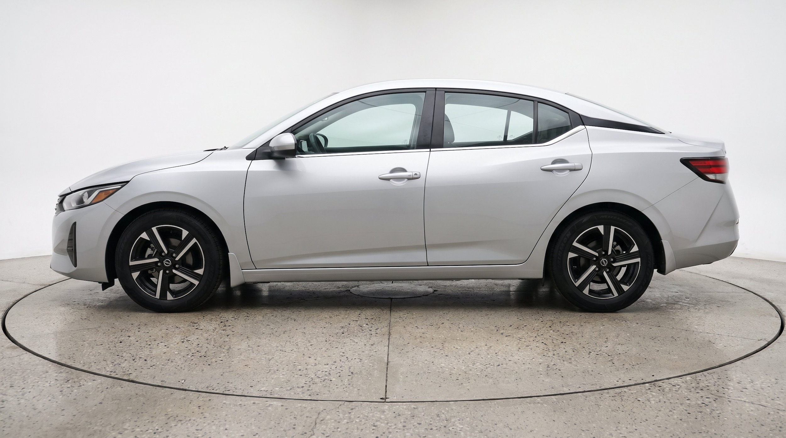 Thumbnail: 2025 Nissan Sentra - 5