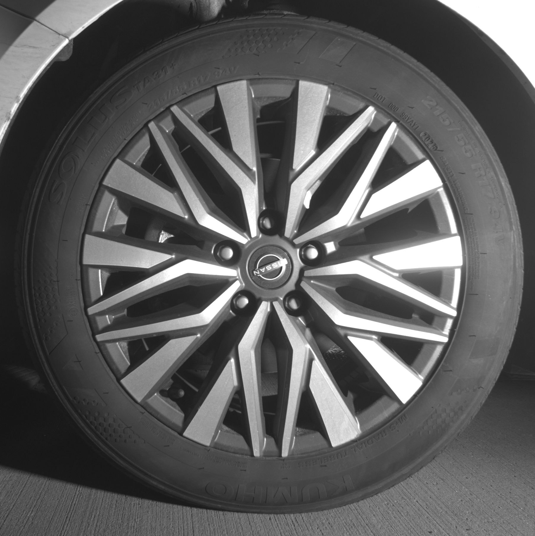 Thumbnail: 2025 Nissan Altima - 9