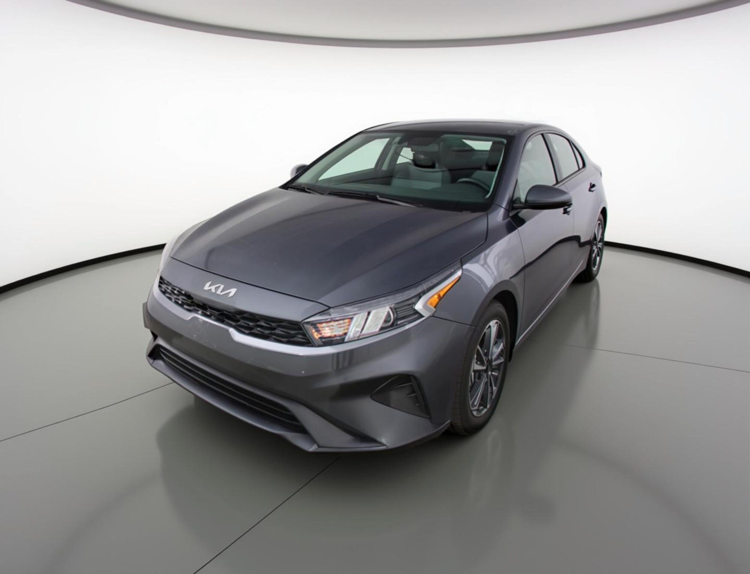 Thumbnail: 2024 Kia Forte - 3