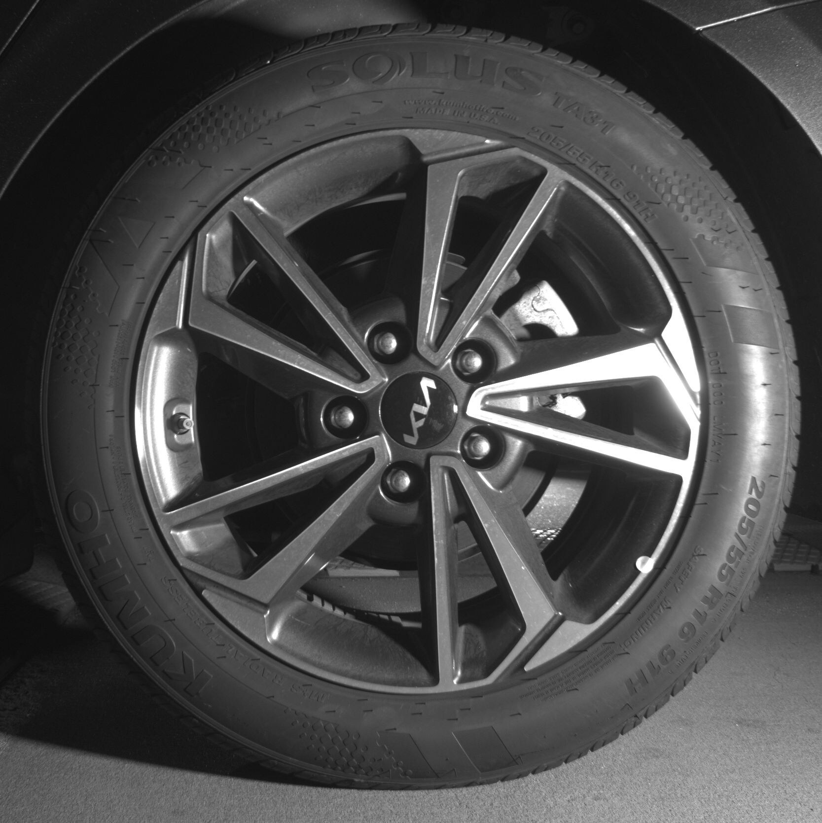 Thumbnail: 2024 Kia Forte - 11