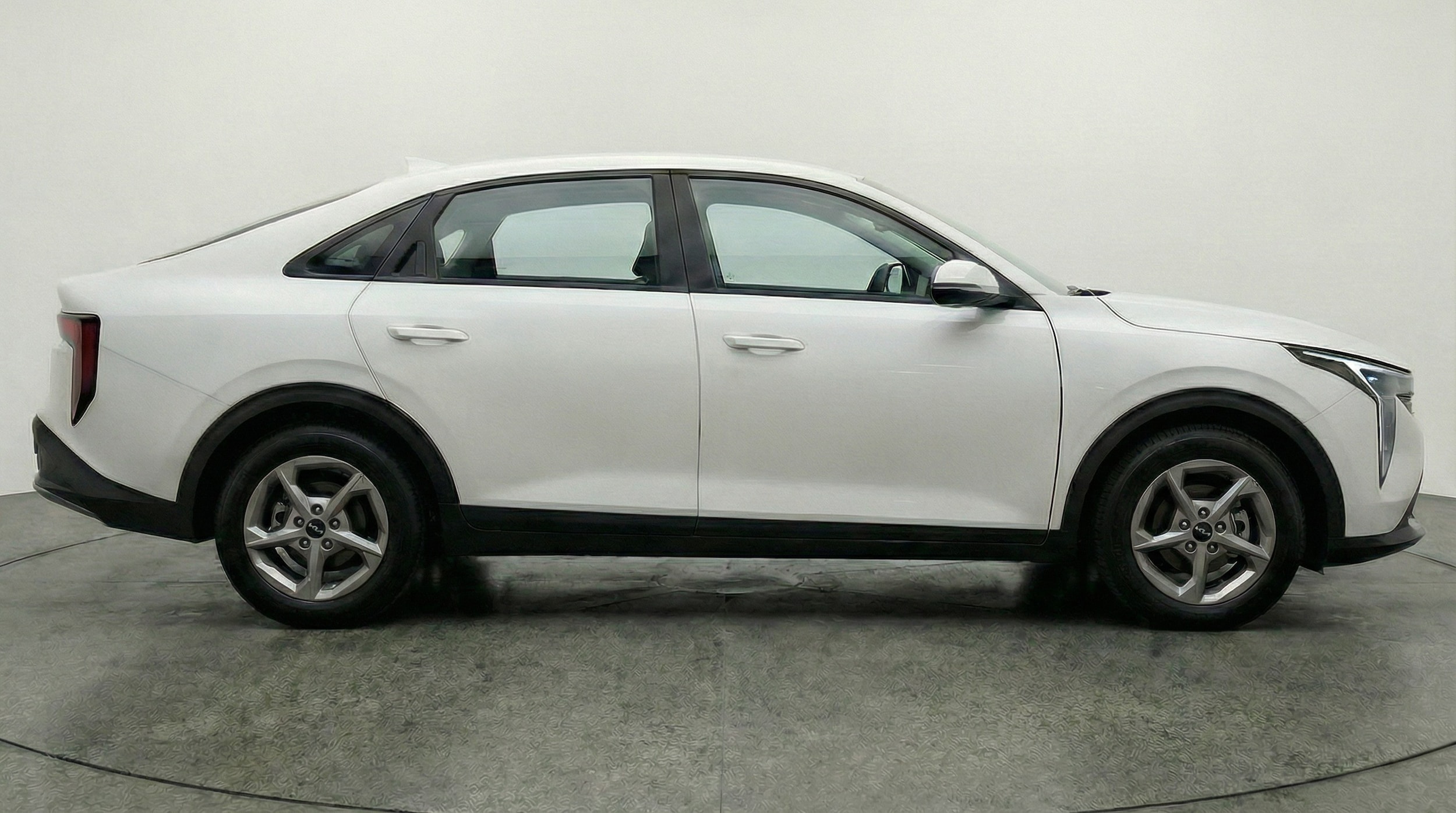 Thumbnail: 2025 Kia K4 - 8