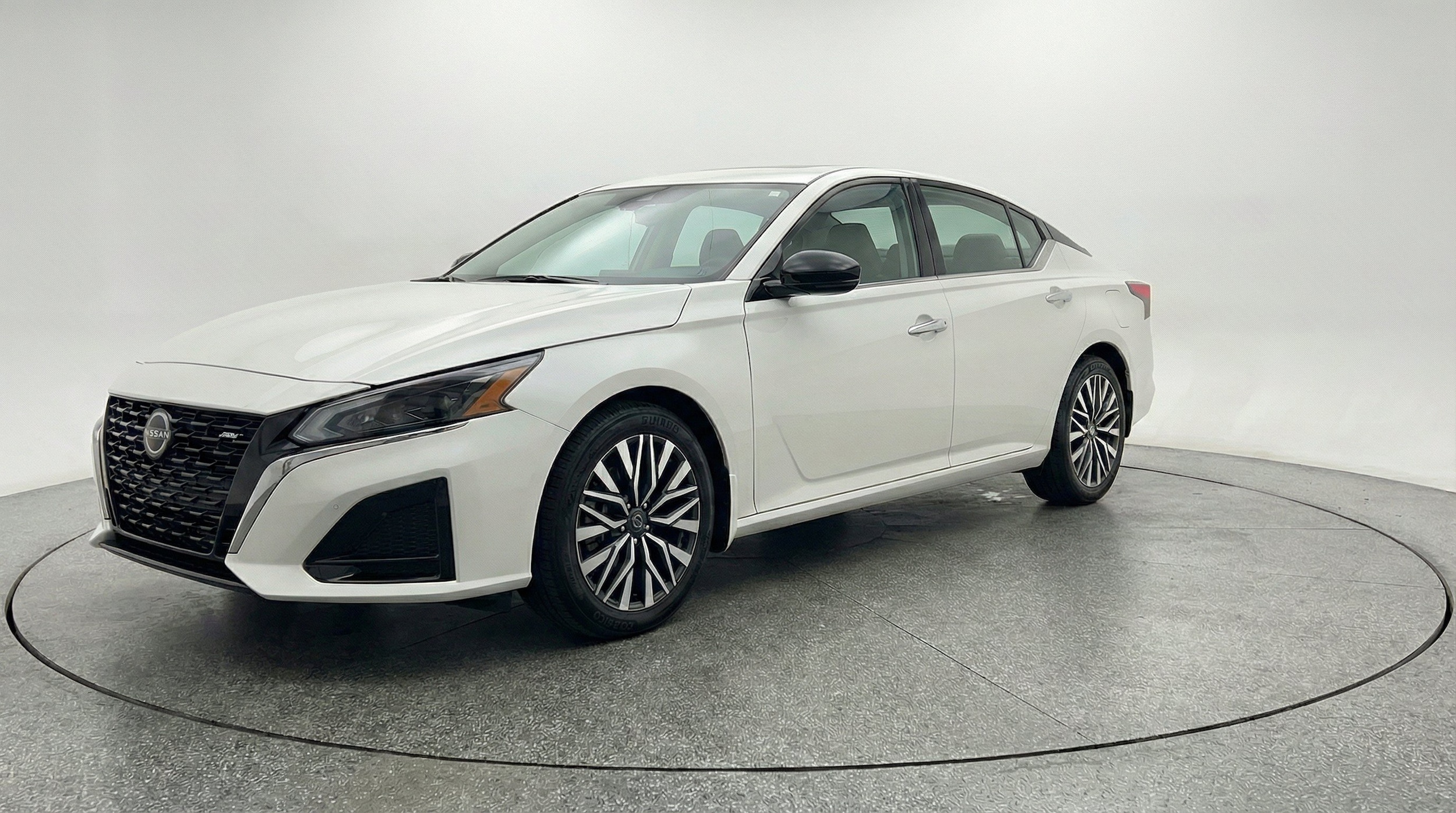 Thumbnail: 2025 Nissan Altima - 3