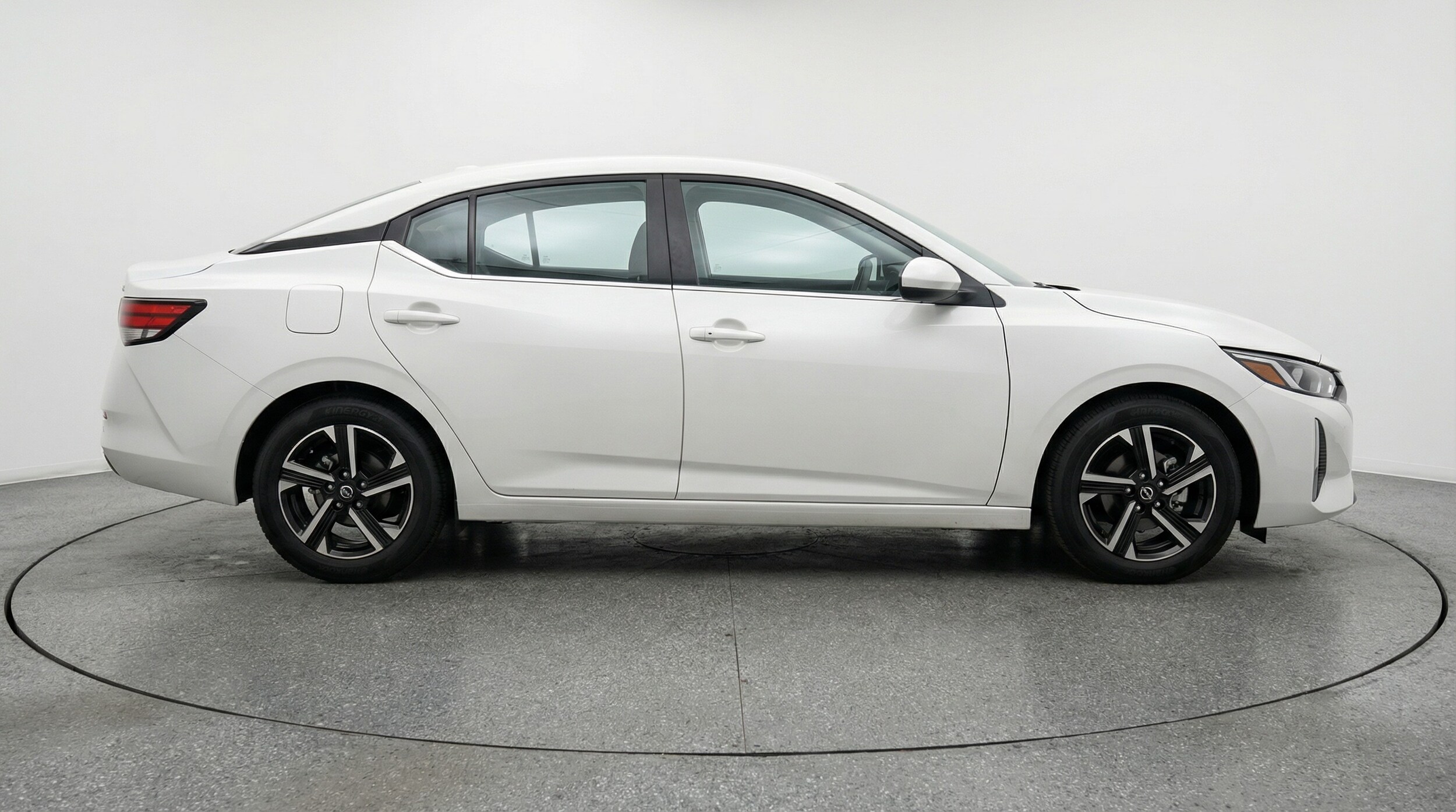 Thumbnail: 2025 Nissan Sentra - 8