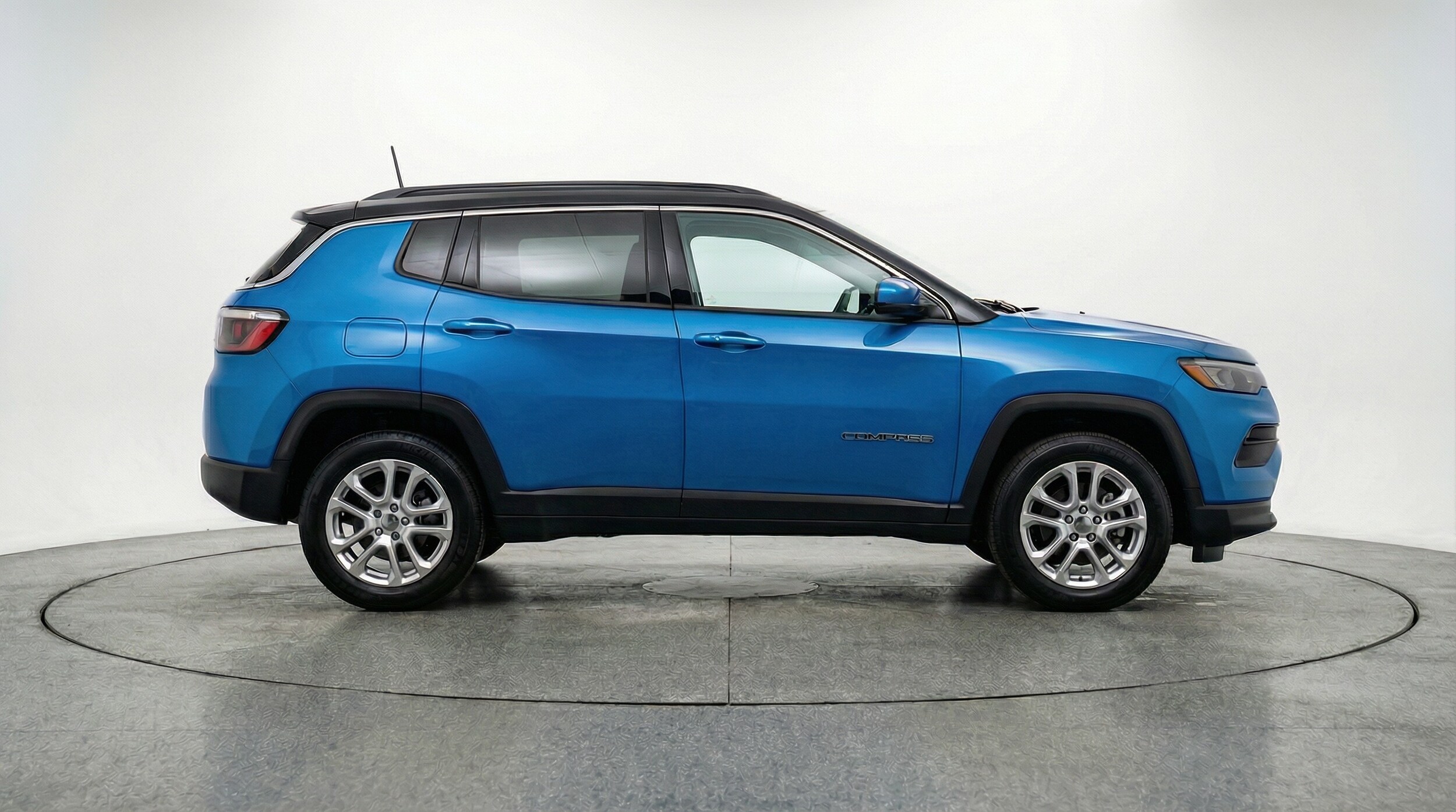 Thumbnail: 2025 Jeep Compass - 8