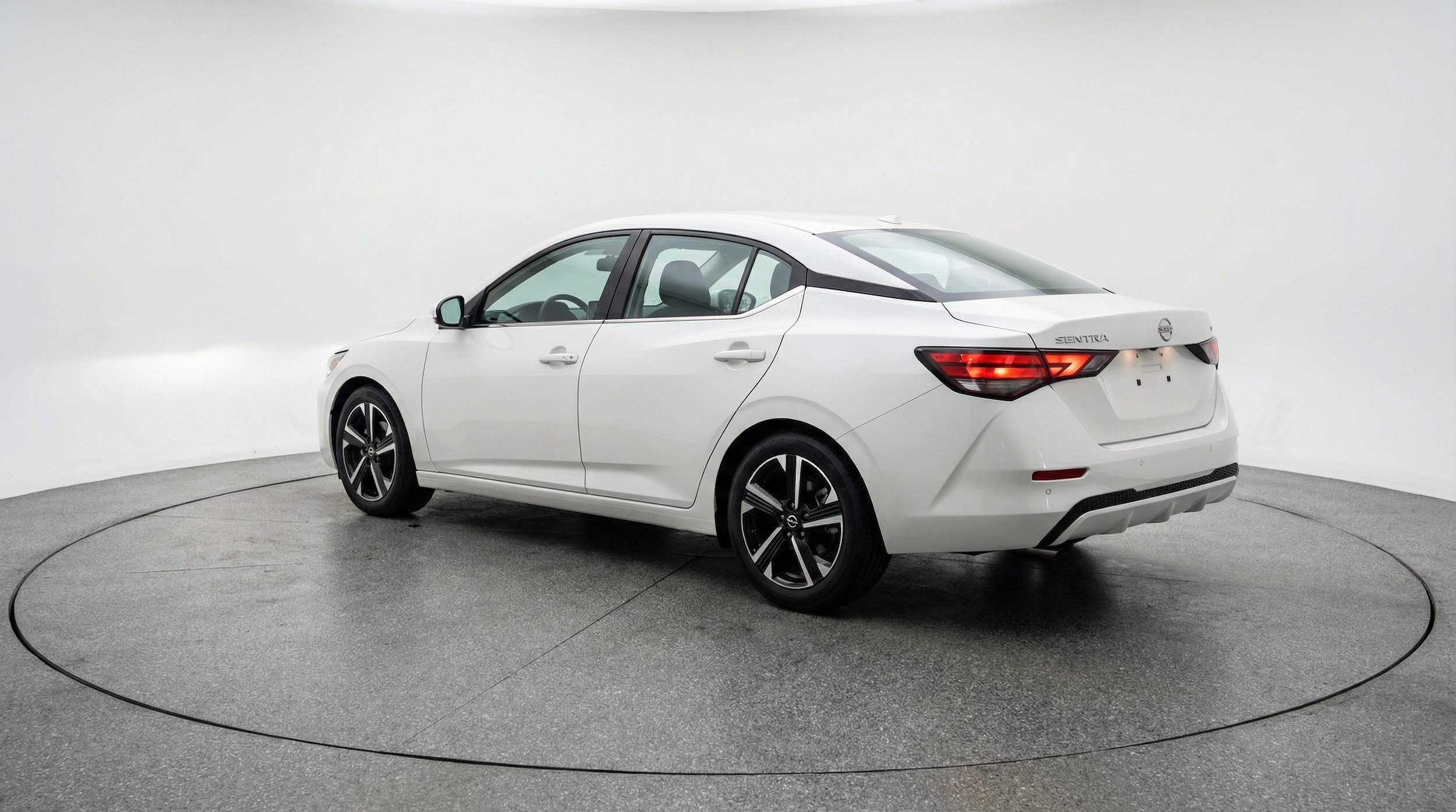 Thumbnail: 2025 Nissan Sentra - 5