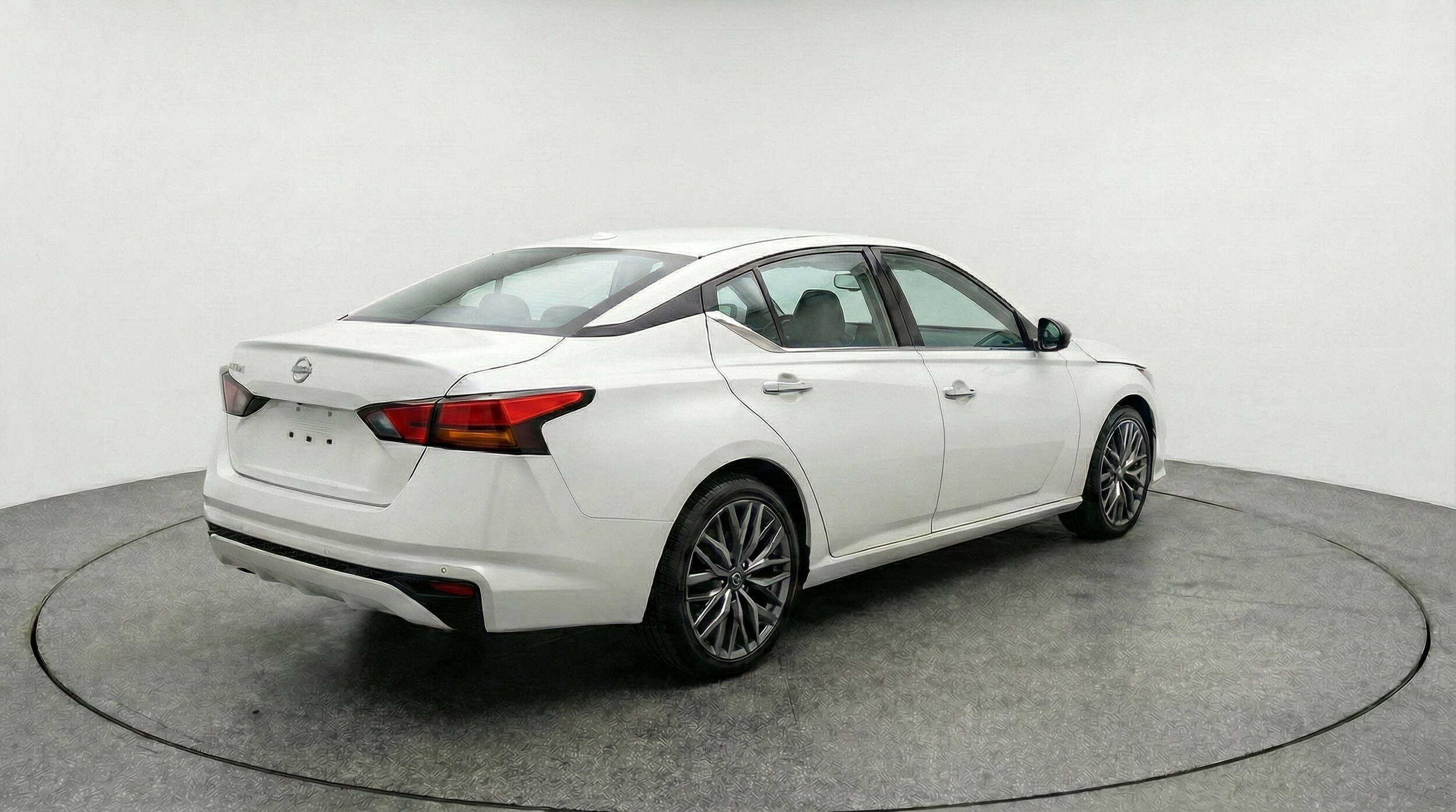 Thumbnail: 2025 Nissan Altima - 7