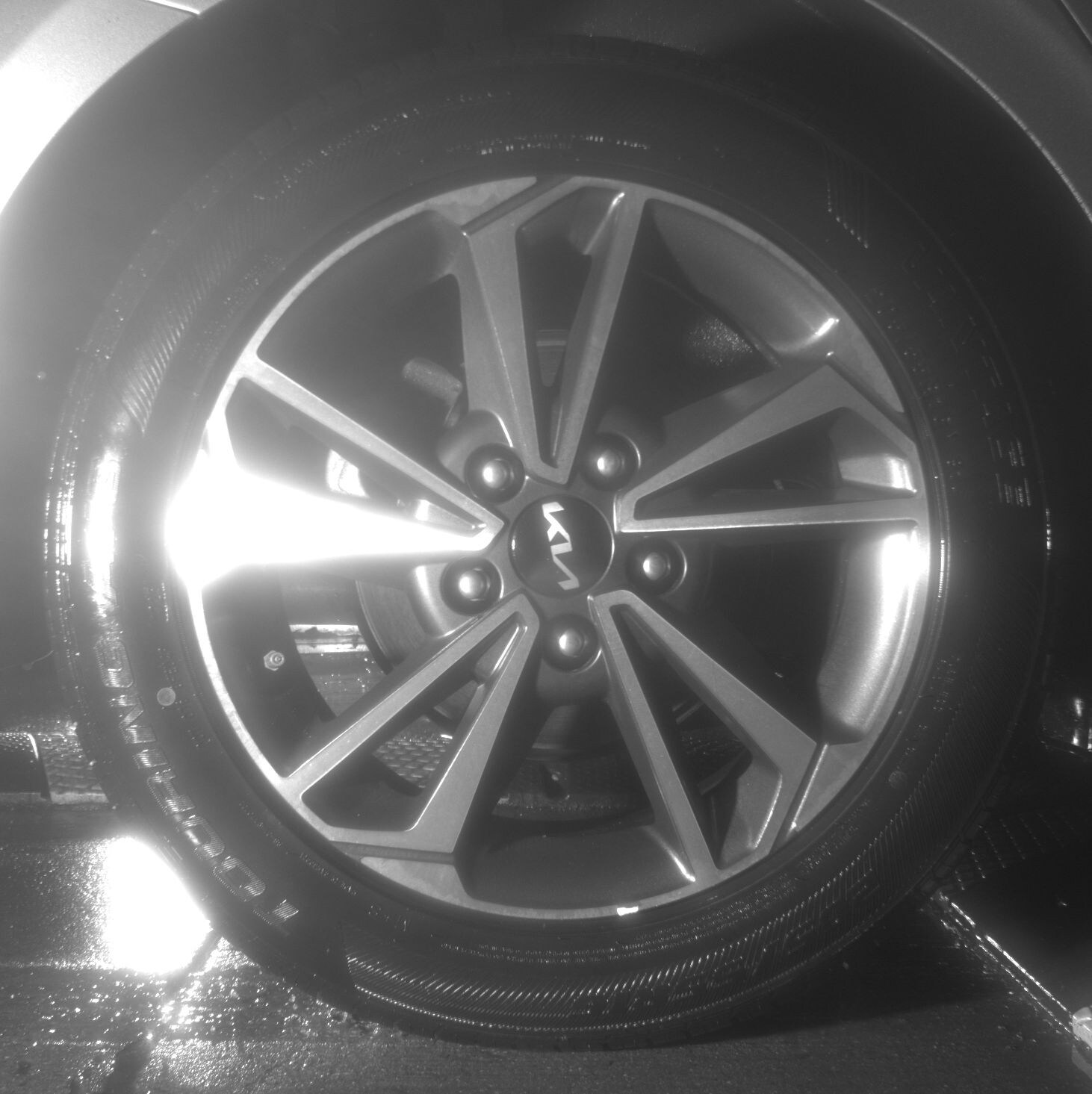 Thumbnail: 2024 Kia Forte - 19