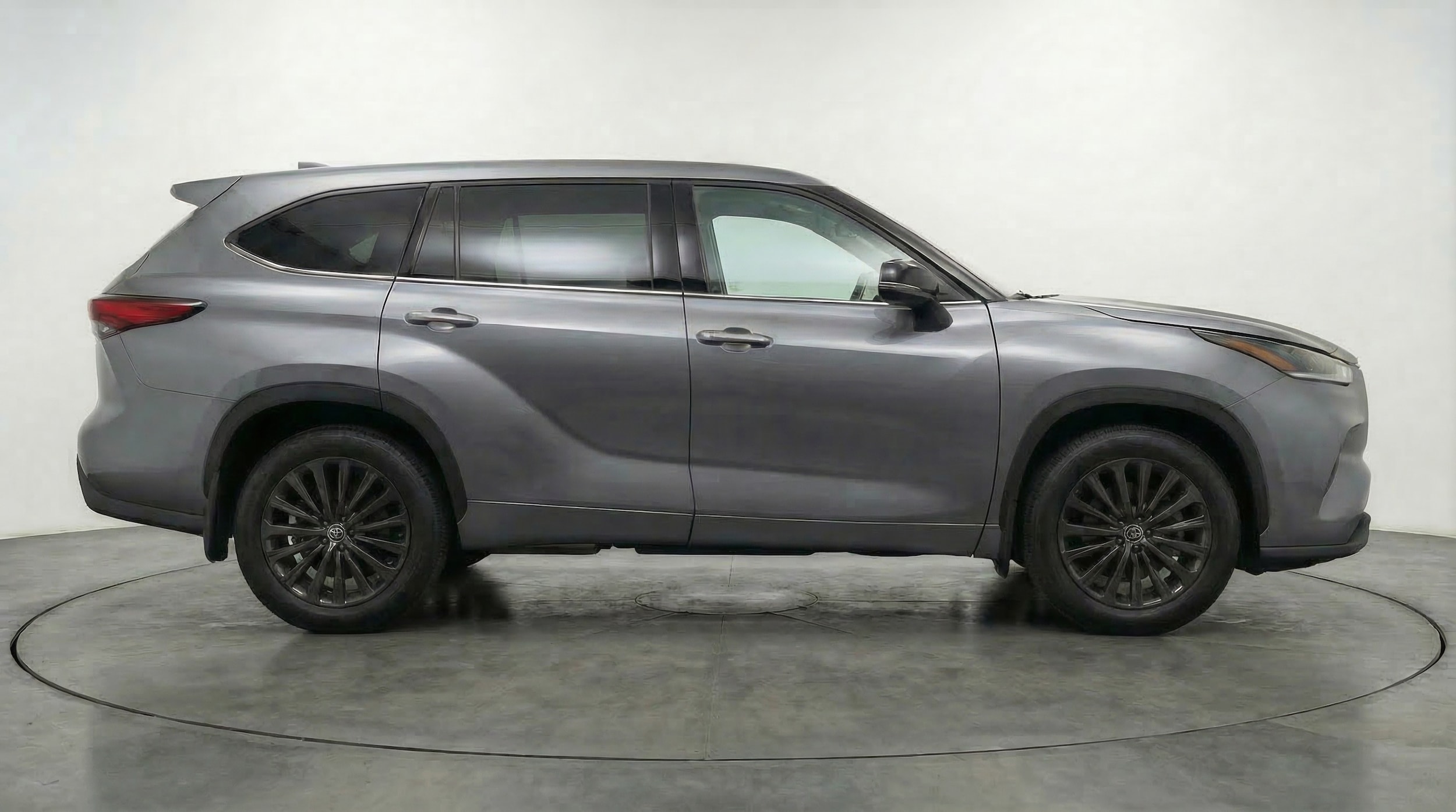 Thumbnail: 2025 Toyota Highlander - 8