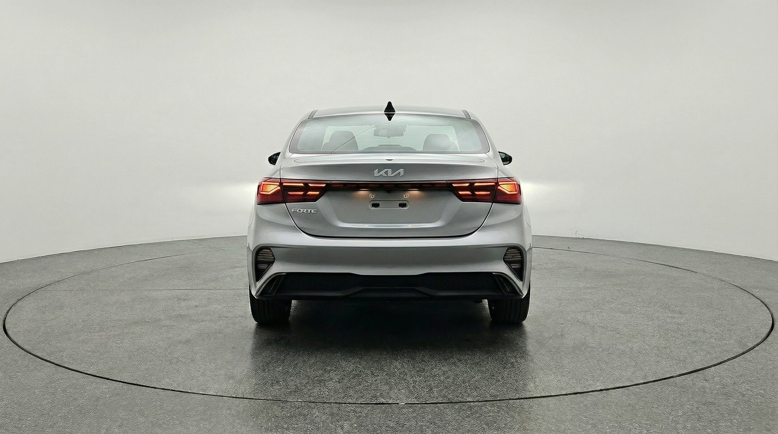 Thumbnail: 2024 Kia Forte - 6