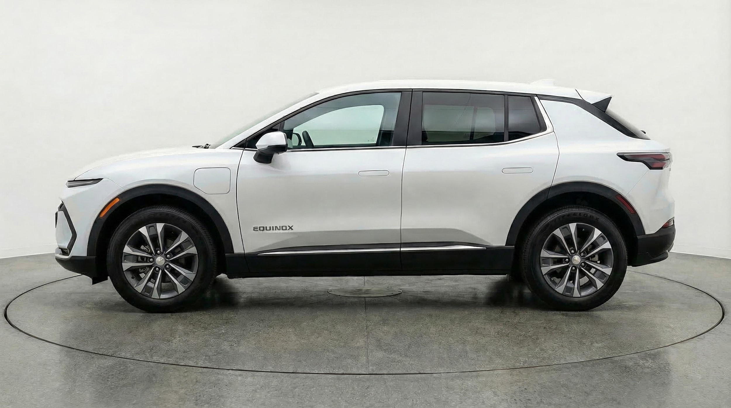 Thumbnail: 2025 Chevrolet Equinox - 4