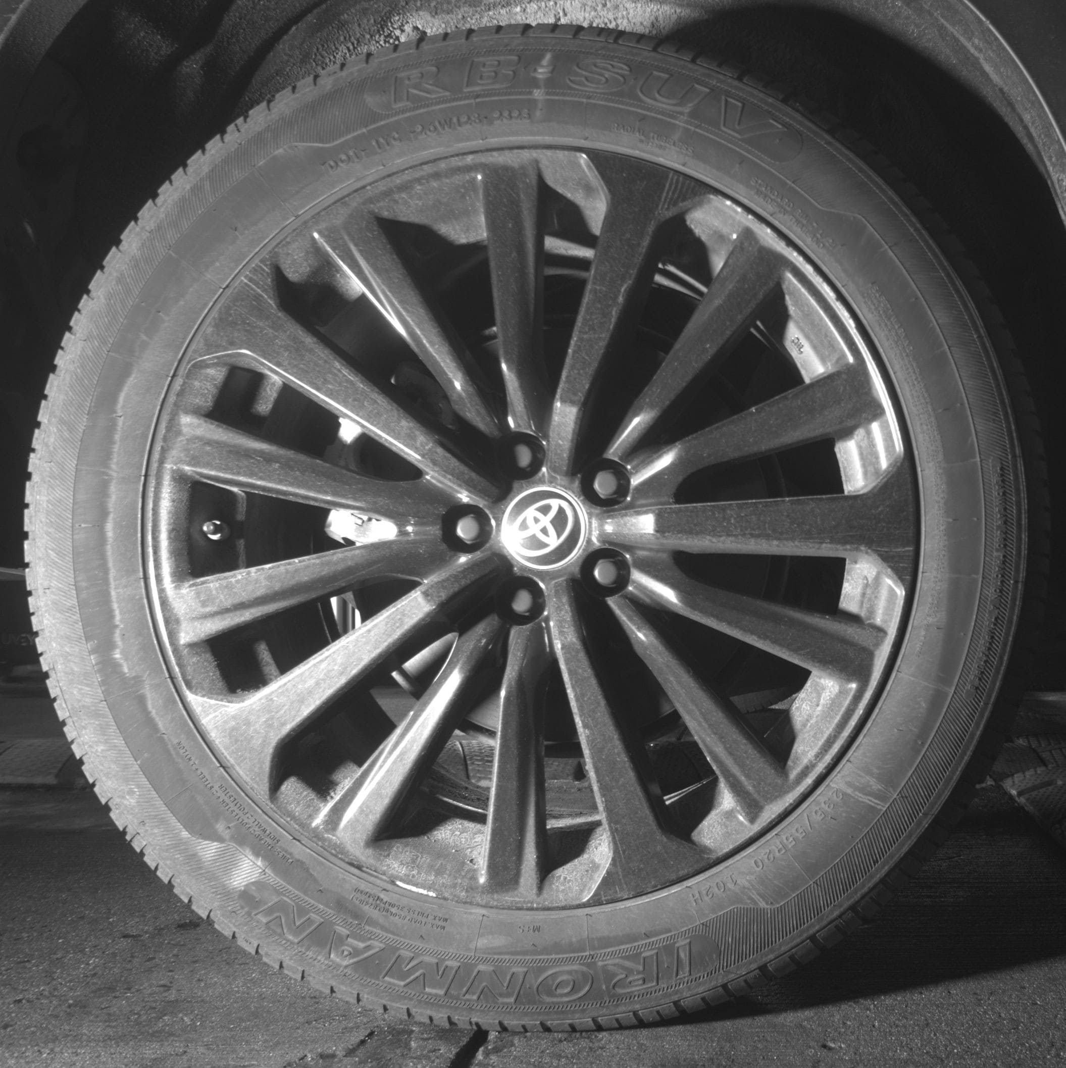 Thumbnail: 2025 Toyota Highlander - 12