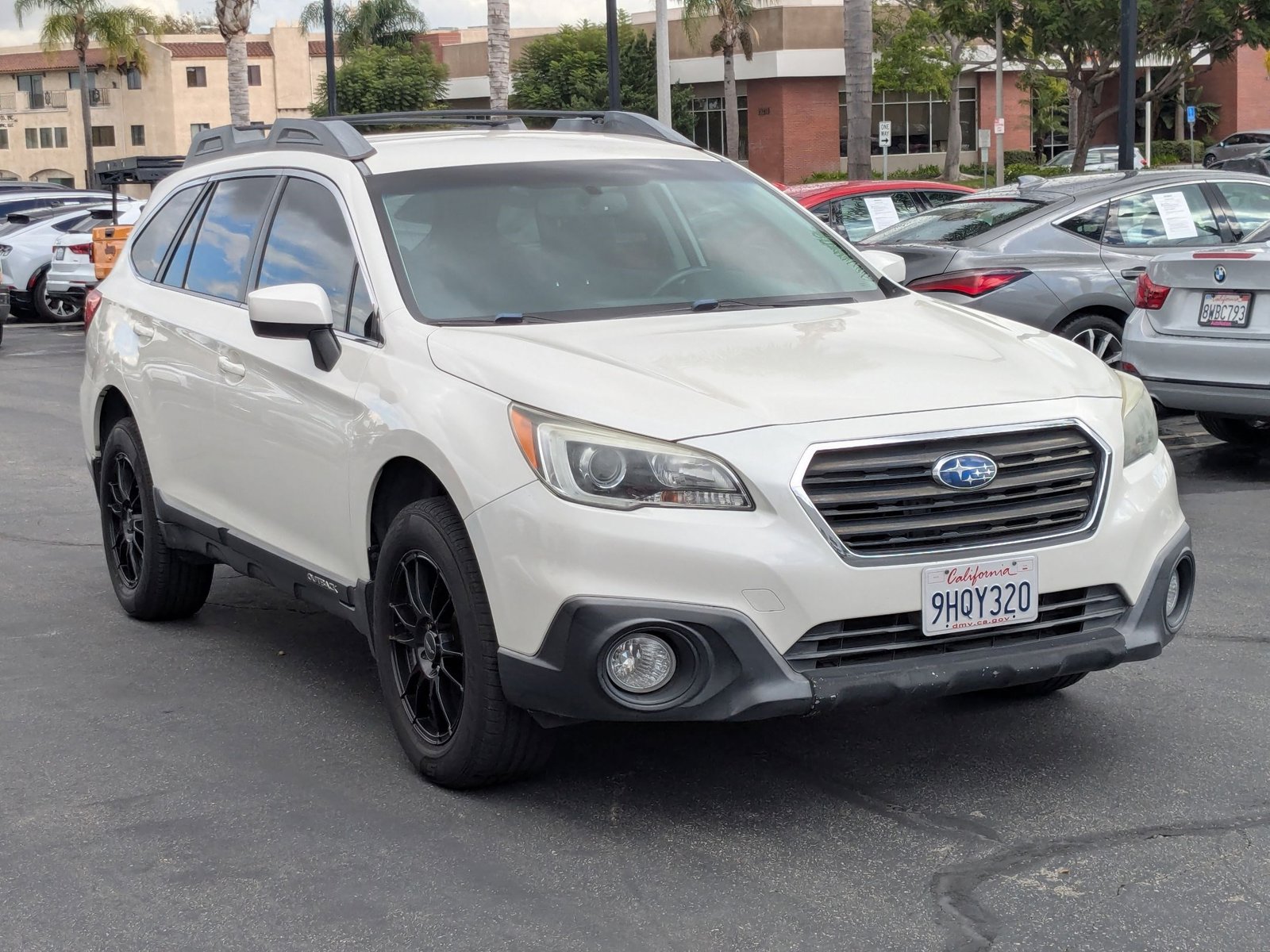 2015 Subaru Outback 2.5i Premium photo 3