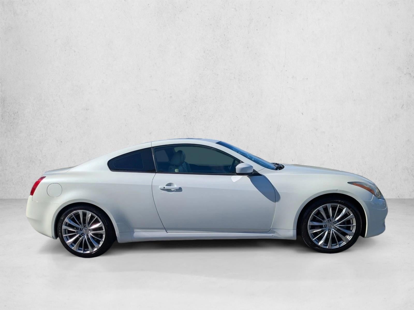 2008 INFINITI G37 Journey photo 4