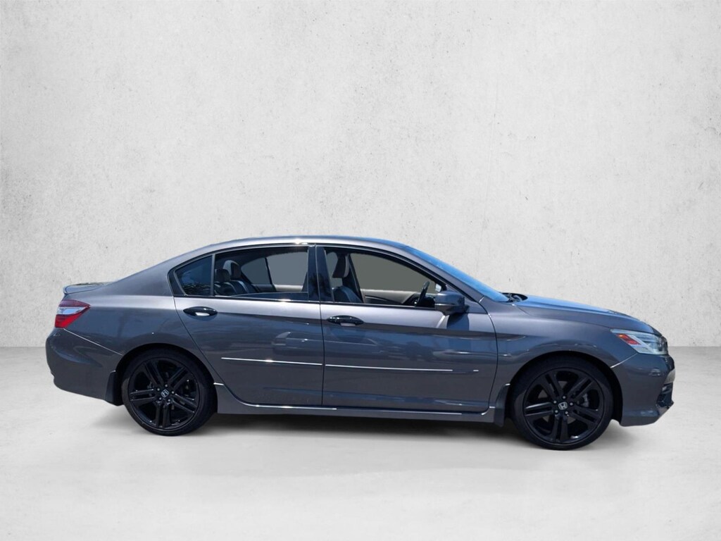 Used 2017 Honda Accord Touring Sedan