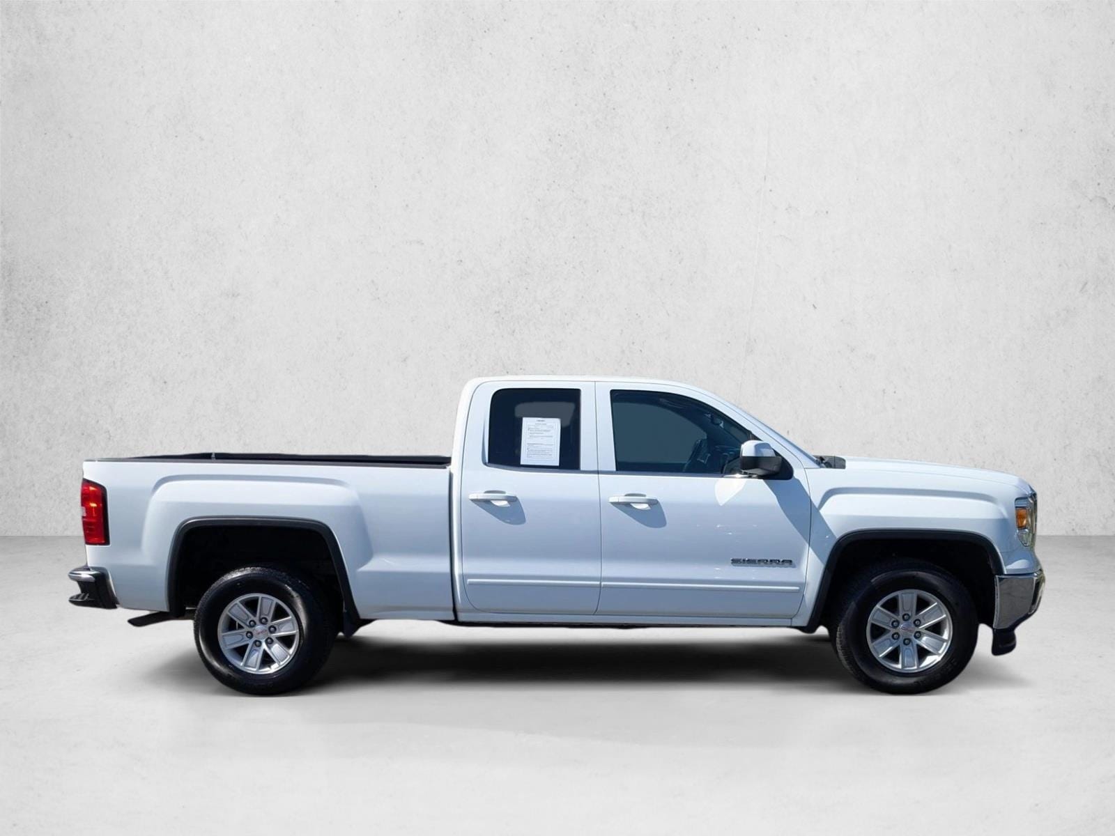 2014 GMC Sierra 1500 SLE photo 4