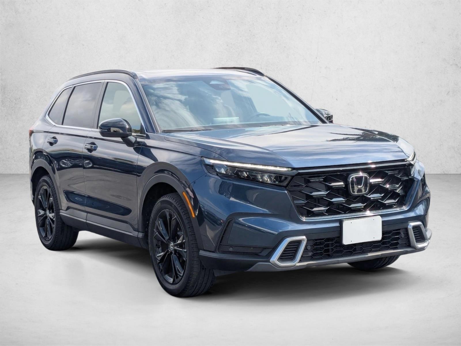 2023 Honda CR-V Hybrid Sport Touring photo 3