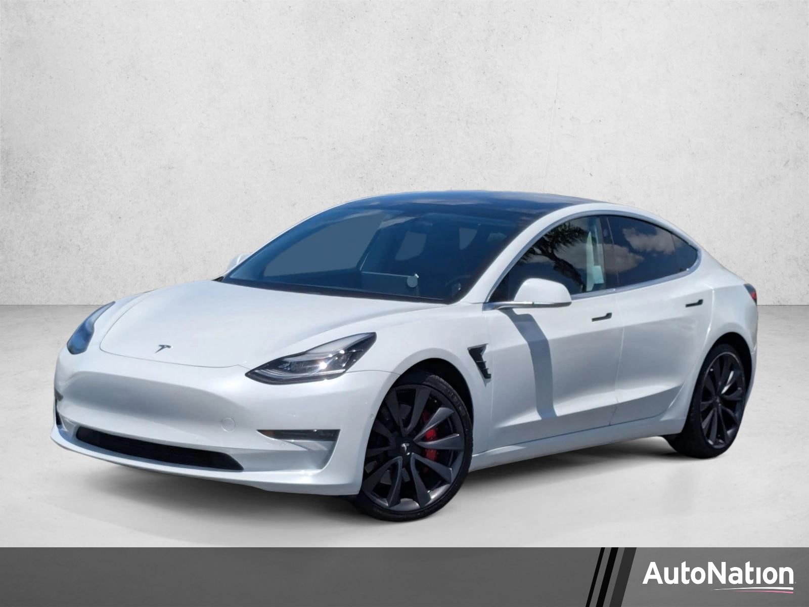 2020 Tesla Model 3 Performance Dual Motor All-Wheel Drive's photo
