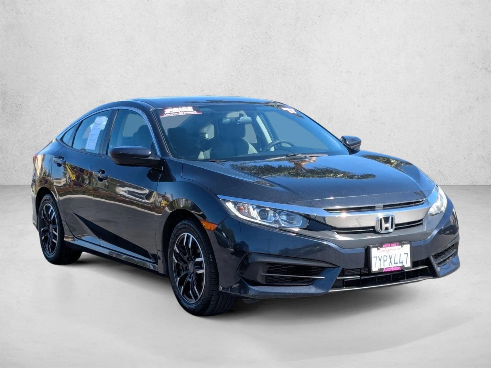 2017 Honda Civic LX photo 3