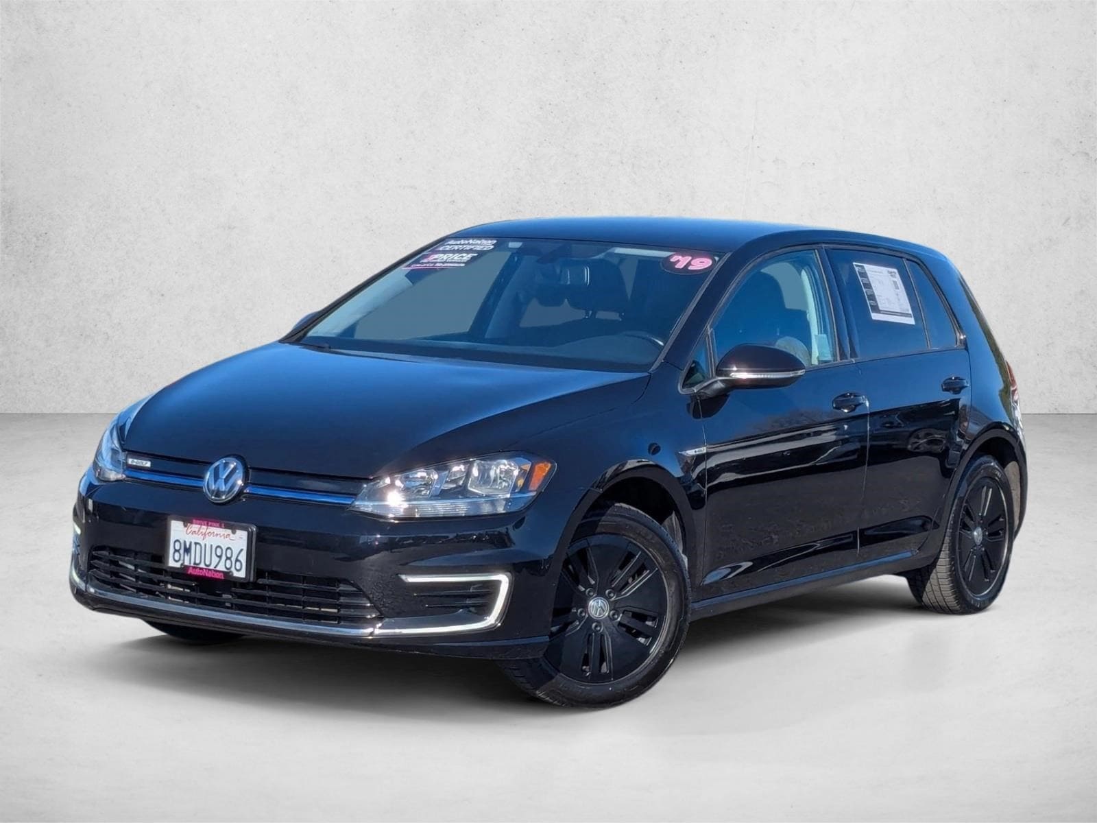 2019 Volkswagen e-Golf e-Golf SE's photo