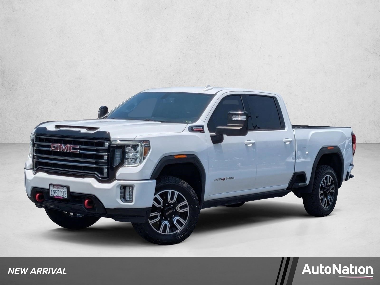 2022 GMC Sierra 4WD Crew Cab Standard Box AT4's photo